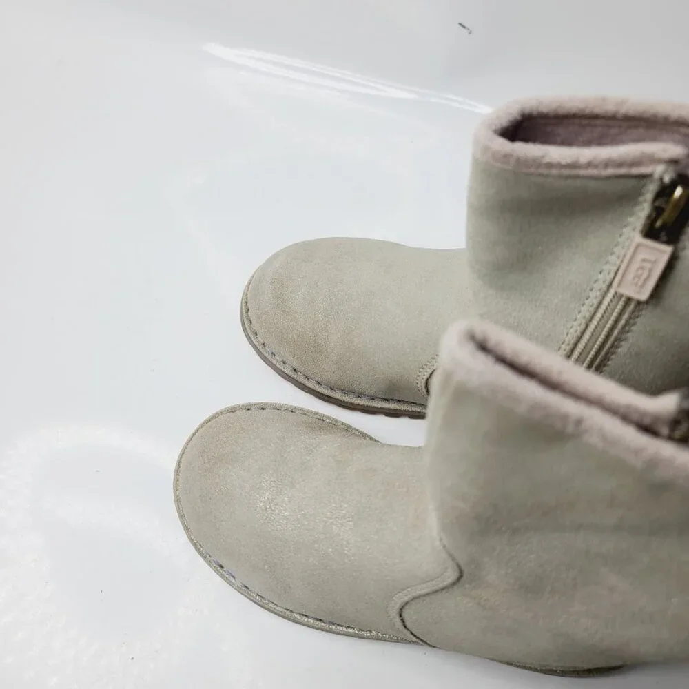 UGG Girl's Gray Corene 1019319T Suede‎ Pull On Winter Snow Boots Size 10